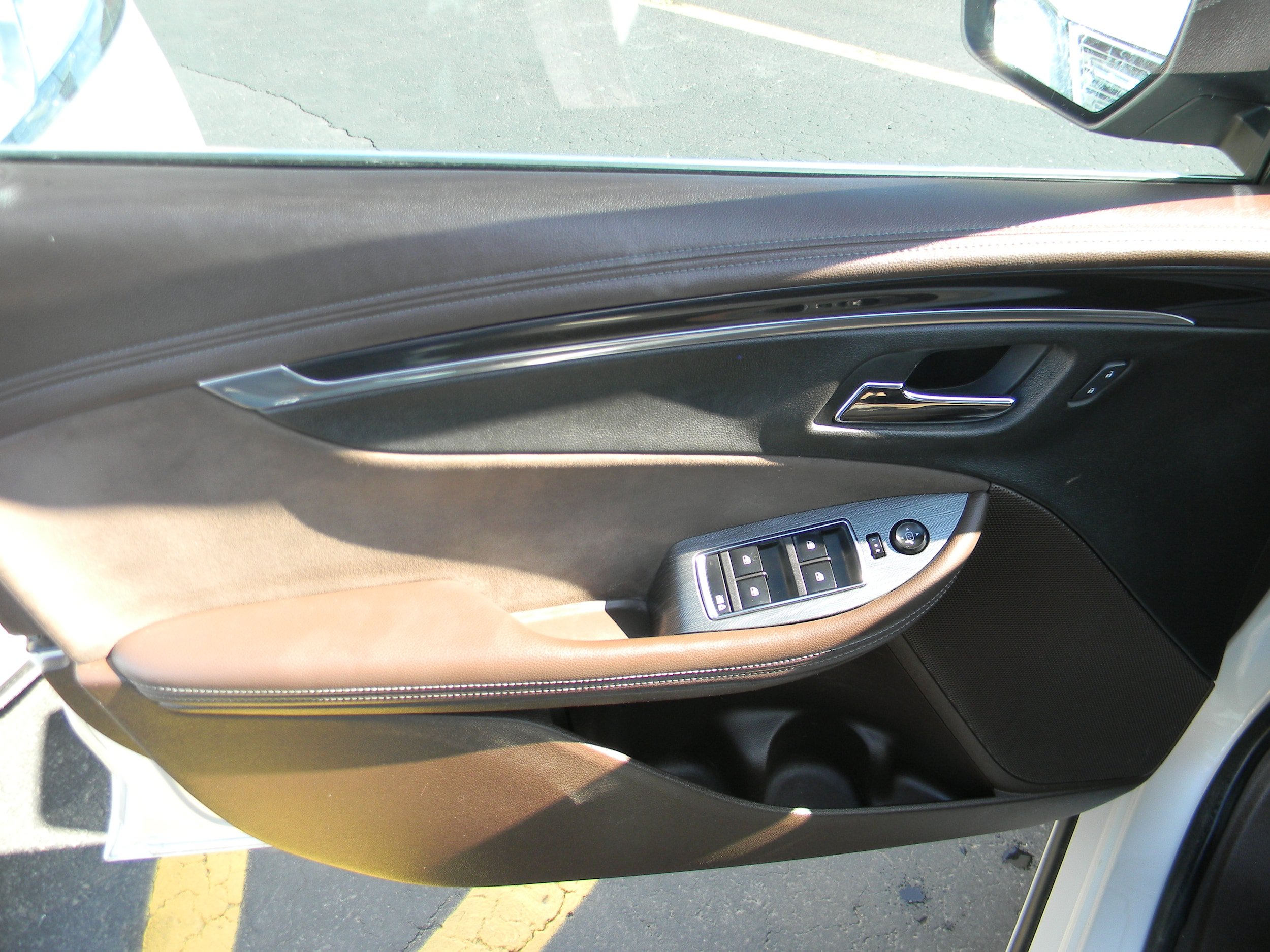 Used 2014 Chevrolet Impala LT w/ Premium Seating Package FWD image 6