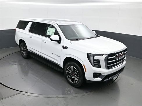 New 2026 GMC Yukon XL Elevation w/ Elevation Premium Package image 16
