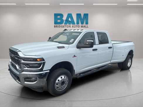 New 2026 RAM 3500 Tradesman image 4