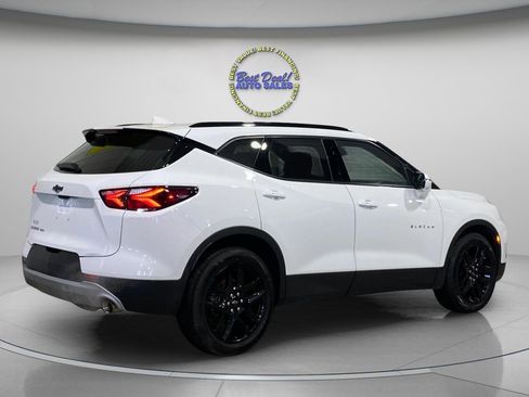 Used 2022 Chevrolet Blazer LT w/ Sound & Technology Package AWD/4WD image 6
