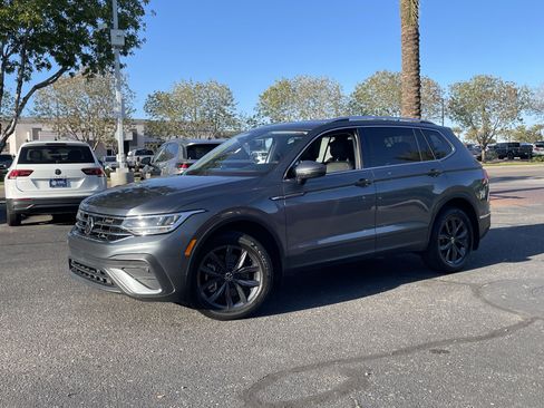 Certified 2023 Volkswagen Tiguan SE image 31