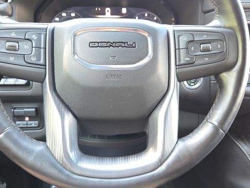 Used 2023 GMC Yukon Denali Ultimate AWD/4WD image 29