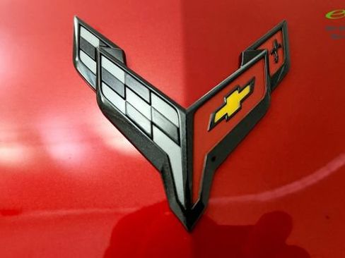 Used 2024 Chevrolet Corvette Stingray Preferred Conv w/ Z51 Performance Package RWD image 31