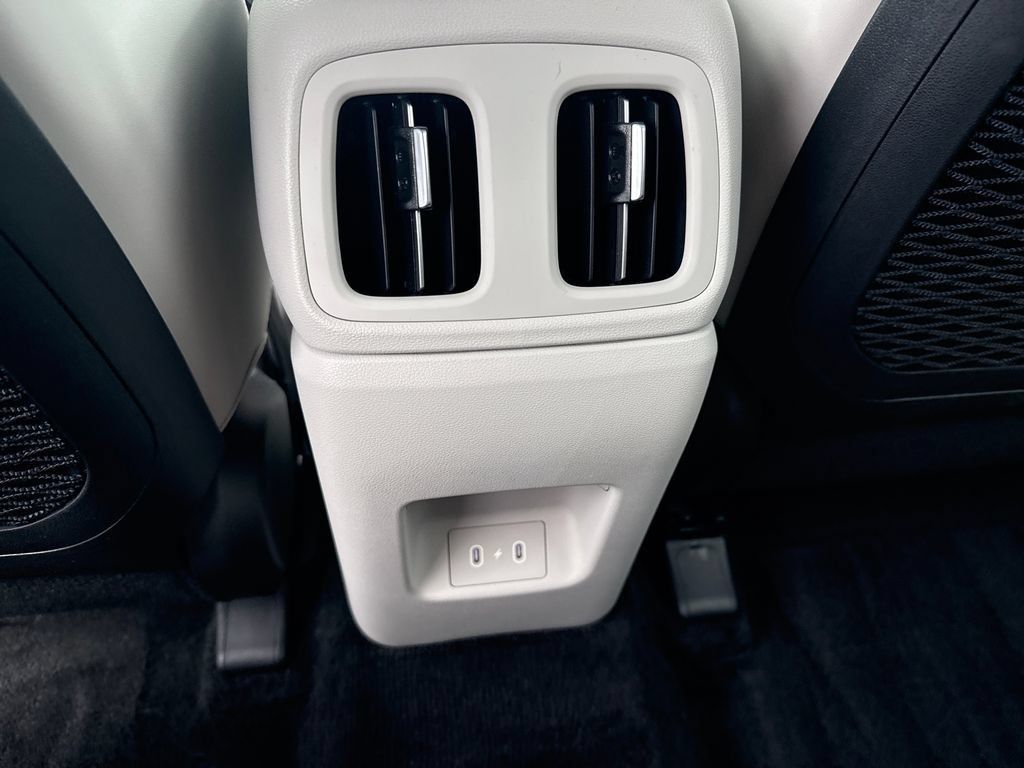 Certified 2025 Hyundai Tucson SEL AWD/4WD image 22