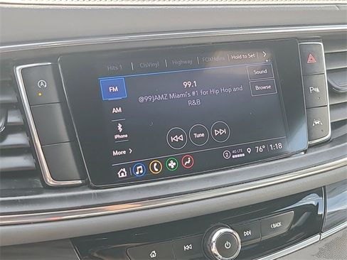 Used 2022 Buick Enclave Essence image 14