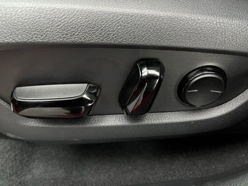 Used 2024 Lexus NX 250 FWD image 8