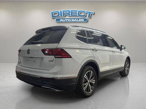 Used 2018 Volkswagen Tiguan SEL AWD/4WD image 6