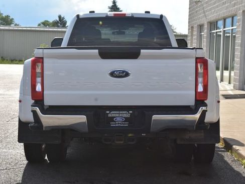 Used 2023 Ford F450 XLT w/ Camper Package AWD/4WD image 8