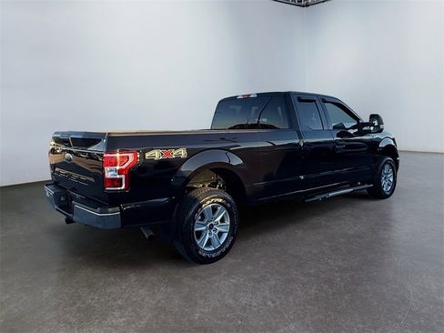 Used 2020 Ford F150 XLT w/ Heavy-Duty Payload Package image 3