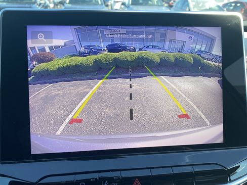 Used 2022 Jeep Compass Latitude image 12