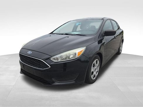 Used 2015 Ford Focus S FWD image 9