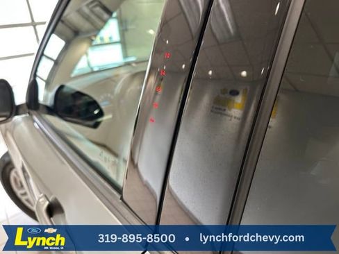 Used 2023 Ford Explorer XLT w/ Equipment Group 202A image 18