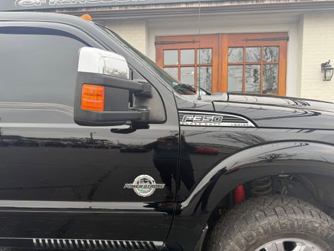 Used 2016 Ford F350 Lariat w/ Chrome Package image 2