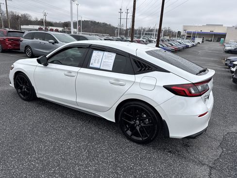 Certified 2024 Honda Civic Sport image 8