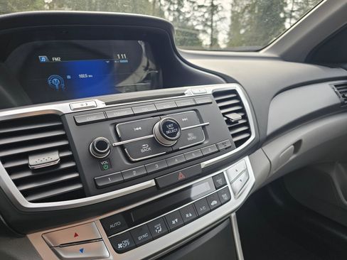 Used 2014 Honda Accord LX image 26