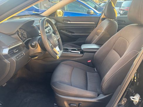 Used 2023 Nissan Altima 2.5 SV image 25