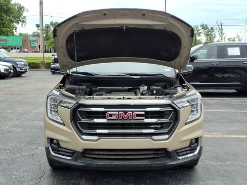 Used 2022 GMC Terrain AT4 w/ LPO, Floor Liner Package AWD/4WD image 31