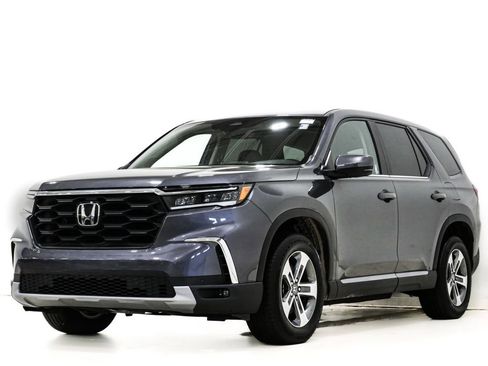 Used 2023 Honda Pilot EX-L image 3