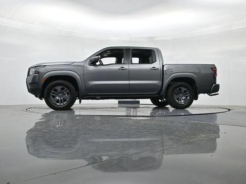 Used 2026 Nissan Frontier SV RWD image 36