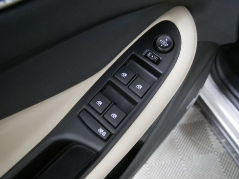 Used 2018 Buick Envision Premium image 13