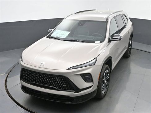 New 2026 Buick Enclave Sport Touring w/ Power Package image 40