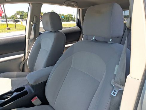 Used 2010 Nissan Rogue S w/ 360 Degree Value Pkg AWD/4WD image 12