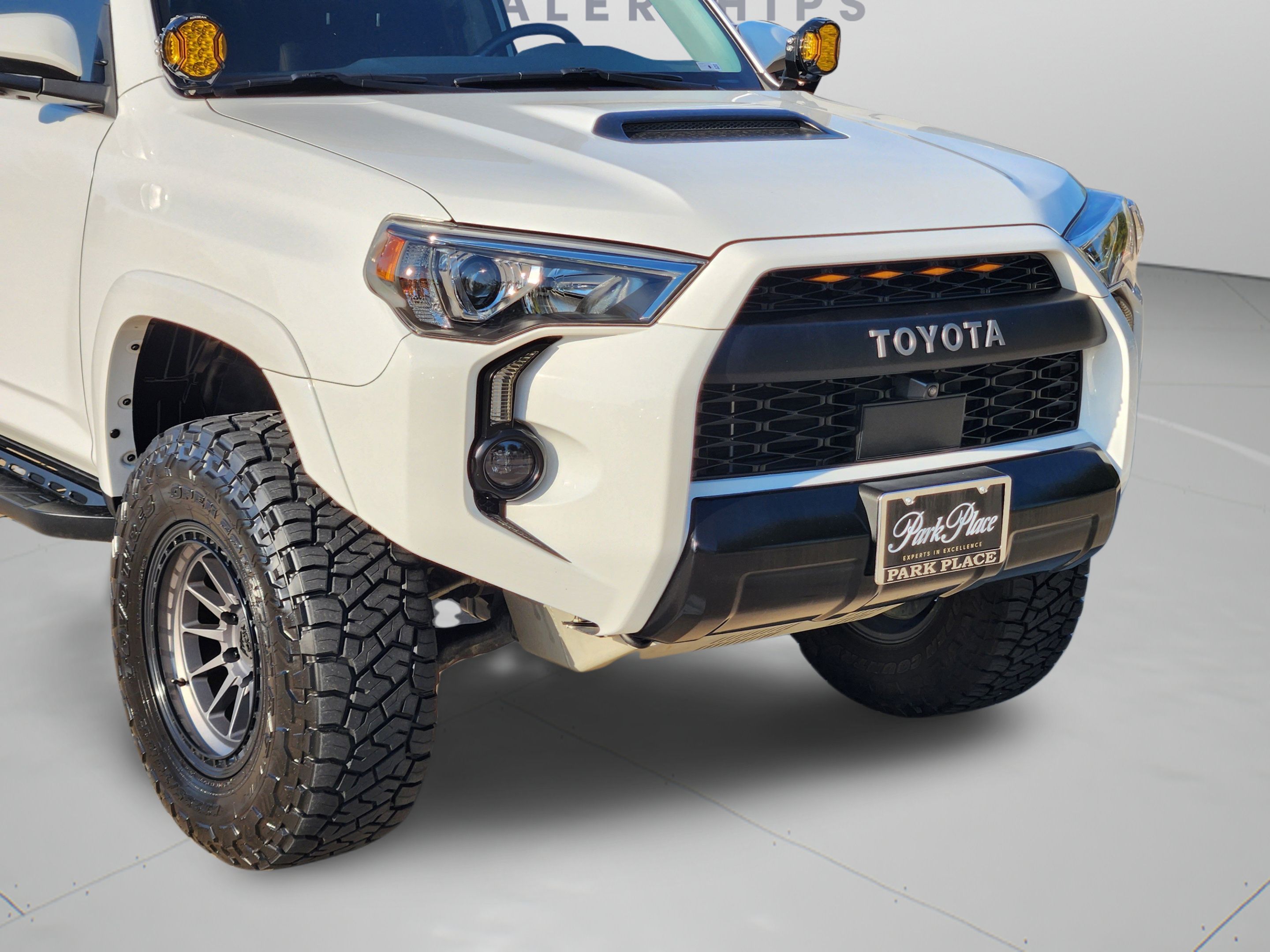 Used 2023 Toyota 4Runner TRD Pro AWD/4WD image 32