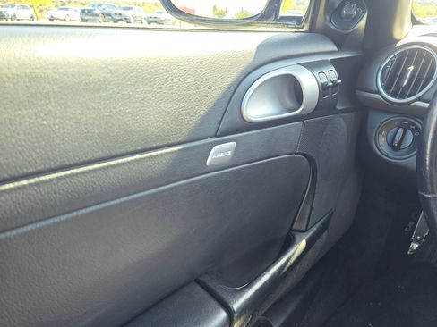 Used 2005 Porsche Boxster RWD image 55