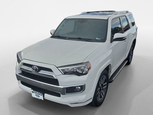 Used 2017 Toyota 4Runner Limited image 24
