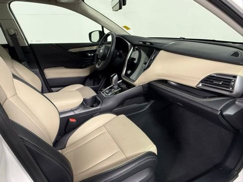 Used 2025 Subaru Outback Limited image 56