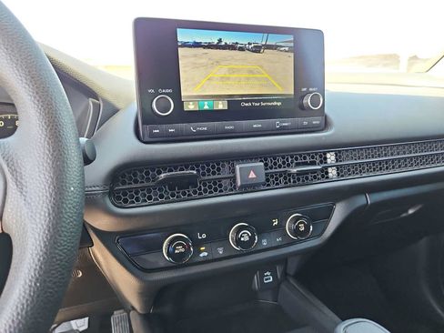 Used 2025 Honda HR-V LX image 20
