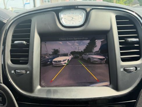 Used 2015 Chrysler 300 S AWD/4WD image 18