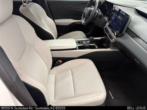 Used 2025 Lexus RX 350h w/ Convenience Package AWD/4WD image 11