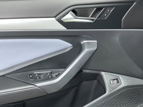 New 2026 Volkswagen Jetta SE FWD image 14