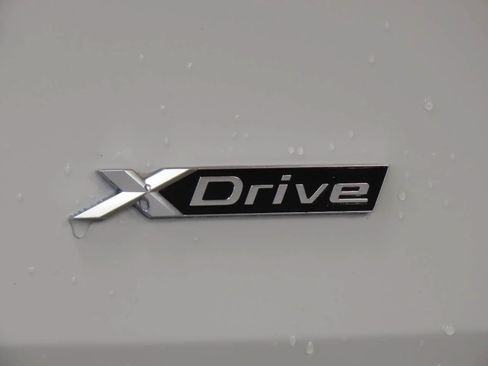 Used 2025 BMW X3 xDrive30i AWD/4WD image 6