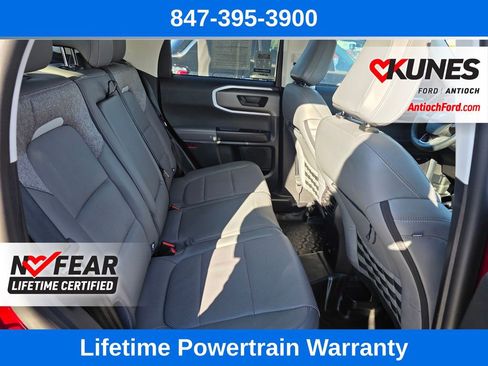 Used 2025 Ford Bronco Sport Badlands image 29