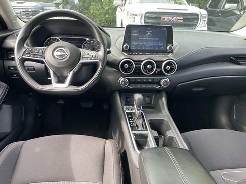 Used 2024 Nissan Sentra SV FWD image 18