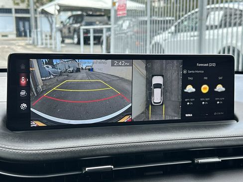 Used 2023 Genesis GV70 2.5T Sport Prestige w/ Sport Prestige Package image 23