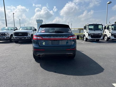 Used 2016 Lincoln MKX Reserve w/ Climate Package AWD/4WD image 3