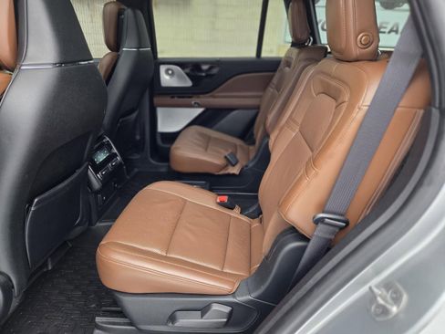 Used 2020 Lincoln Aviator Reserve w/ Equipment Group 202A image 25