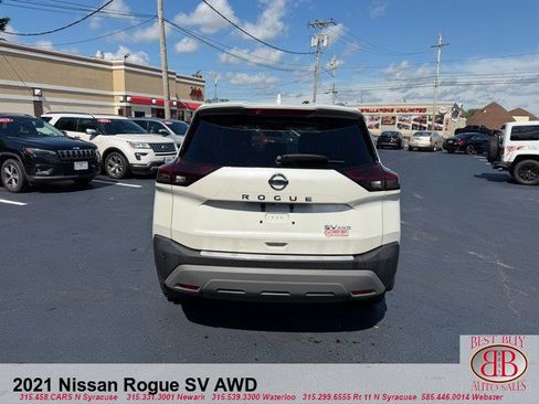 Used 2021 Nissan Rogue SV w/ Premium Package AWD/4WD image 6