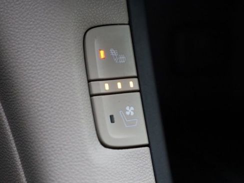 Used 2017 GMC Acadia Denali w/ Technology Package image 31