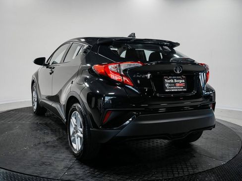 Used 2021 Toyota C-HR LE image 6