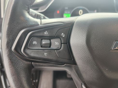 Used 2022 Chevrolet Bolt LT image 16