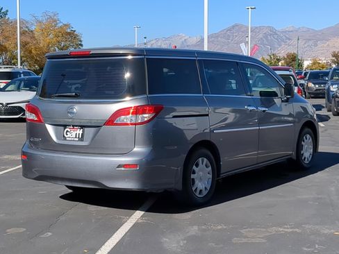 Used 2015 Nissan Quest S image 3