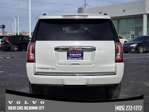 Used 2020 GMC Yukon XL Denali w/ Denali Premium Package image 6