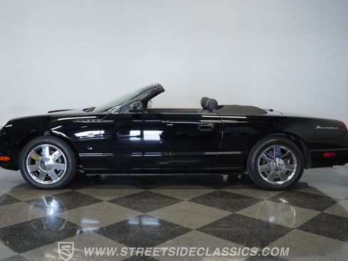 Used 2003 Ford Thunderbird image 7