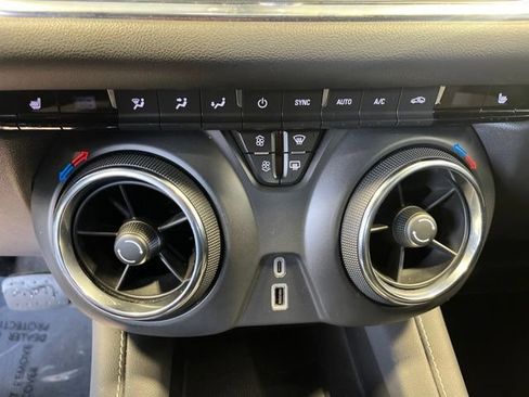 Used 2024 Chevrolet Blazer LT w/ Driver Confidence Package FWD image 17