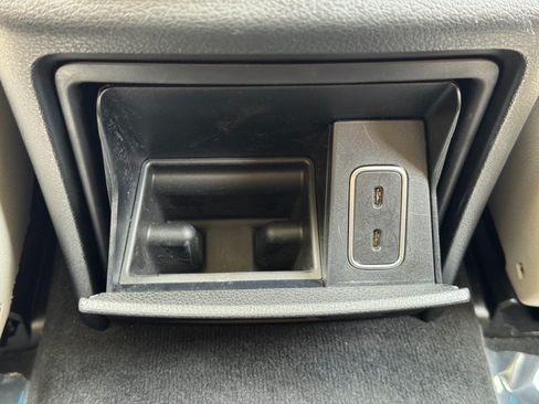 Used 2022 Mercedes-Benz GLS 450 4MATIC image 40