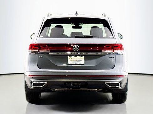 New 2026 Volkswagen Atlas SE image 6